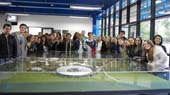 Pesquisadores e alunos do UNIFOR-MG visitam Centro  de Pesquisa em Energia e Materiais
