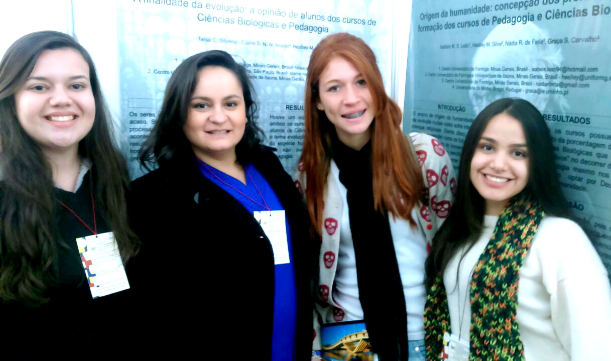 Alunas do UNIFOR-MG participam de congresso no Uruguai