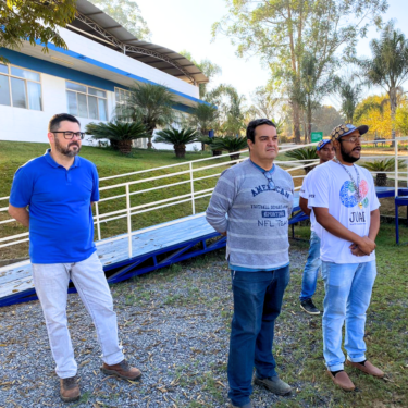 FAZENDA LABORATÓRIO RECEBE VISITA DO GRUPO JUAD DE ARCOS