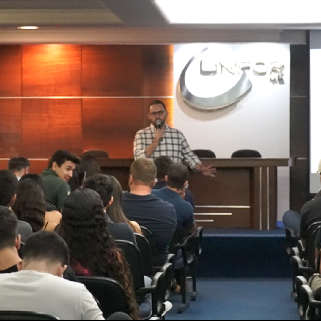 CENTRO UNIVERSITÁRIO PROMOVE EVENTO BIOCAZ