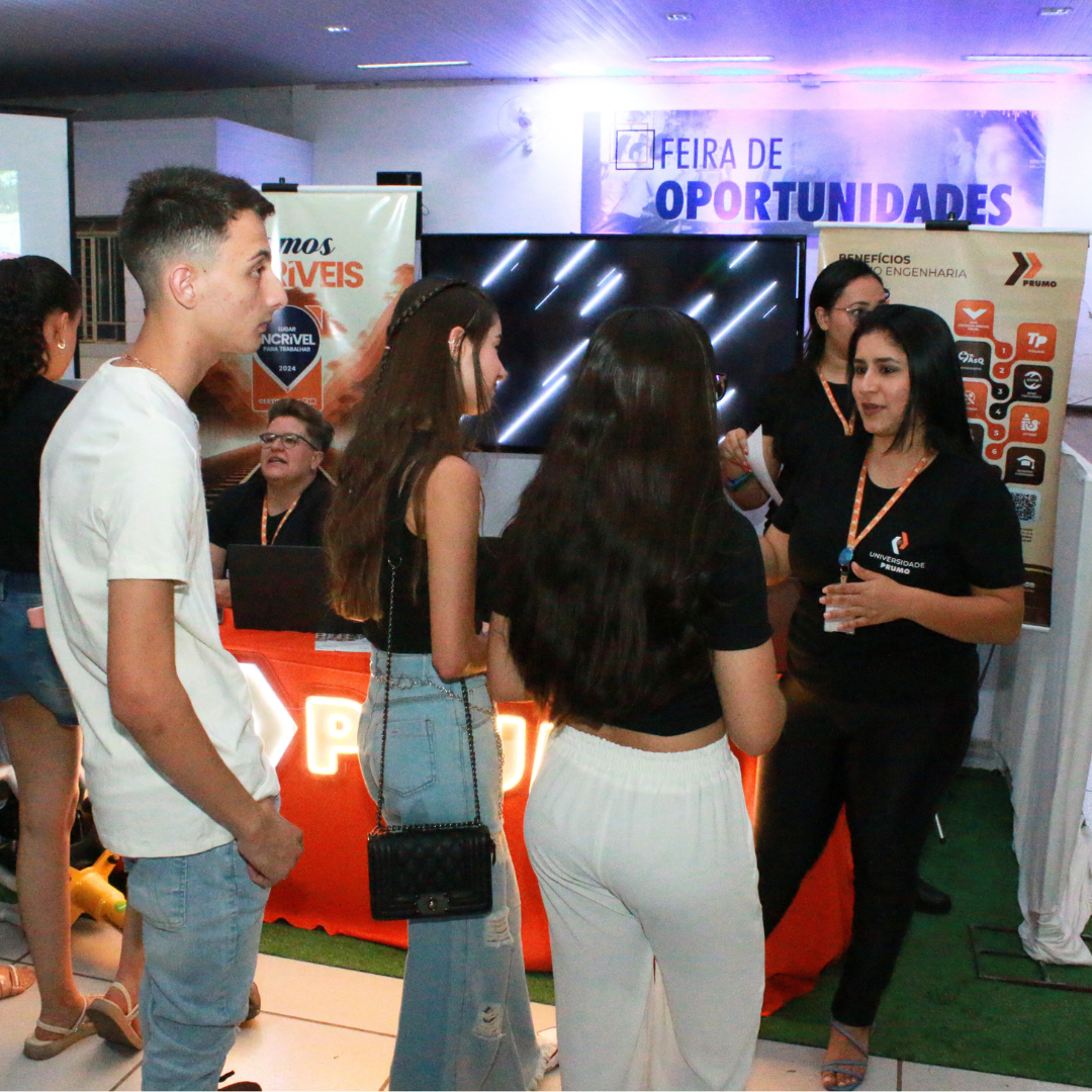 FEIRA DE OPORTUNIDADES É UM SUCESSO