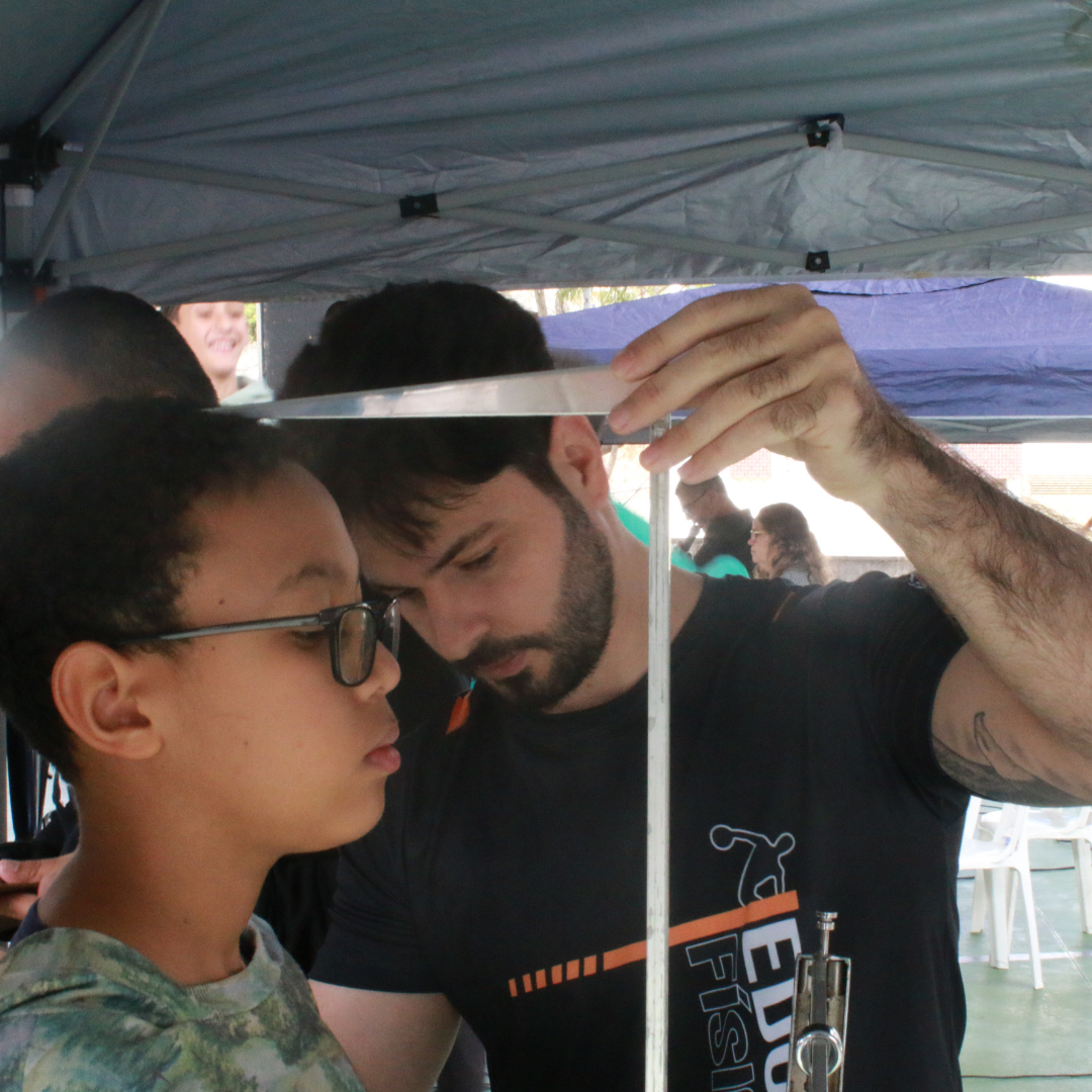 UNIFOR-MG PARTICIPA DA FEIRA “SER E EMPREENDER 2025” EM SANTO ANTÔNIO DO MONTE