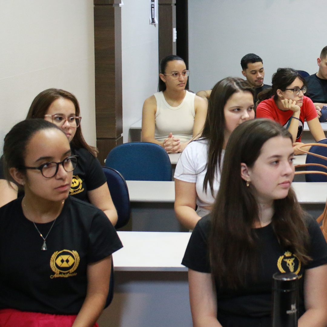 UNIFOR-MG CELEBRA O DIA DO ADMINISTRADOR COM PALESTRA SOBRE PLANEJAMENTO ESTRATÉGICO