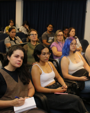 AULÕES DE INTELIGÊNCIA ARTIFICIAL PROMOVEM REFLEXÃO ÉTICA E USO CONSCIENTE NO UNIFOR-MG
