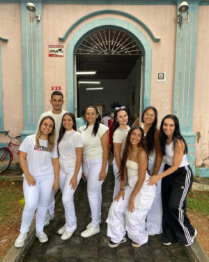 ALUNOS DE ENFERMAGEM DO UNIFOR-MG REALIZAM AÇÃO NO CENTRO DOS IDOSOS DE FORMIGA